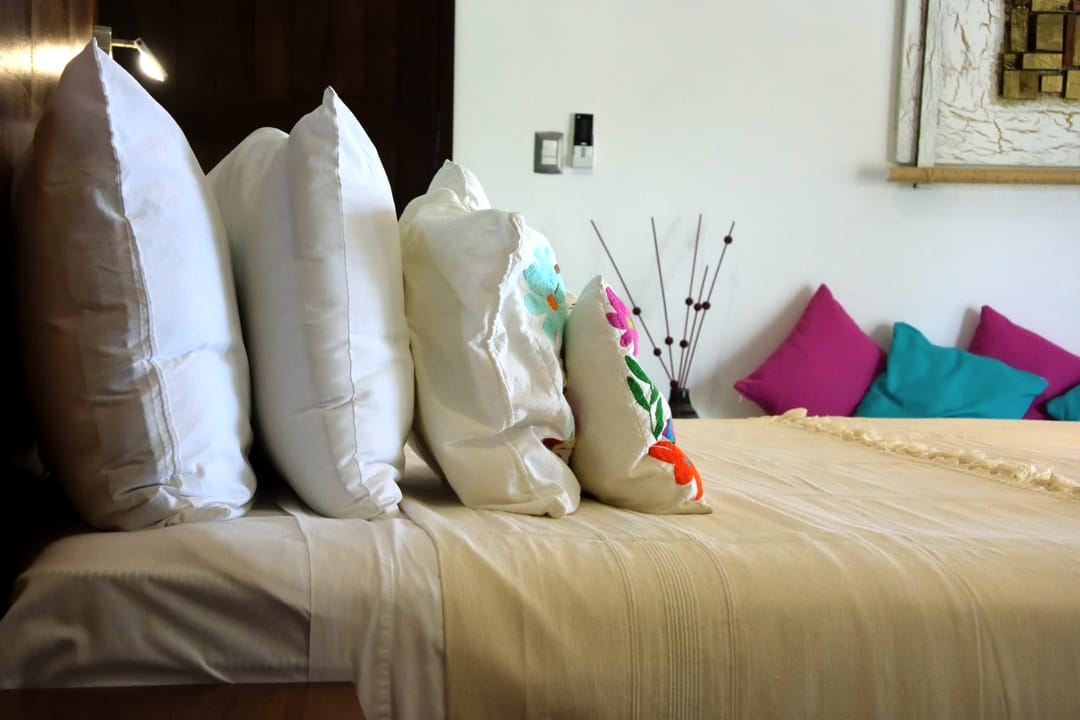 Master Suite (sea view) - Image 8